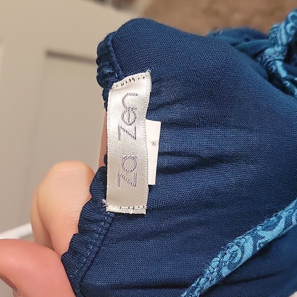 Dress - Picture 4 of 4
